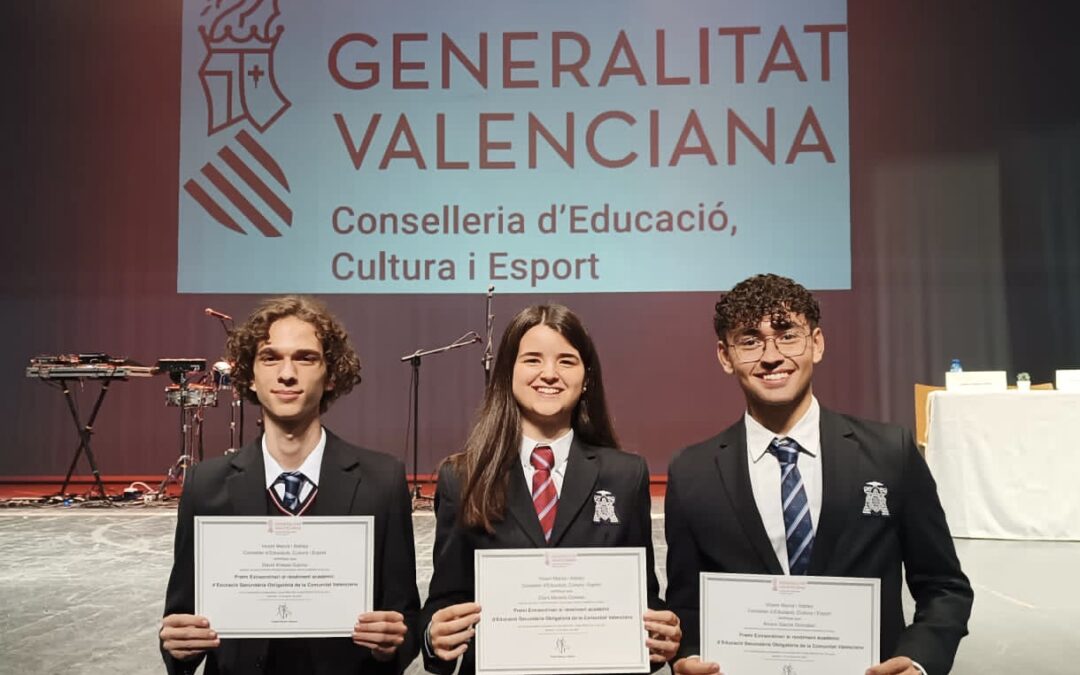 ¡Premios Extraordinarios al Rendimiento Académico en Educación Secundaria!